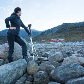 Bilde fra DNT sak til lenke kvinne i fjellet
