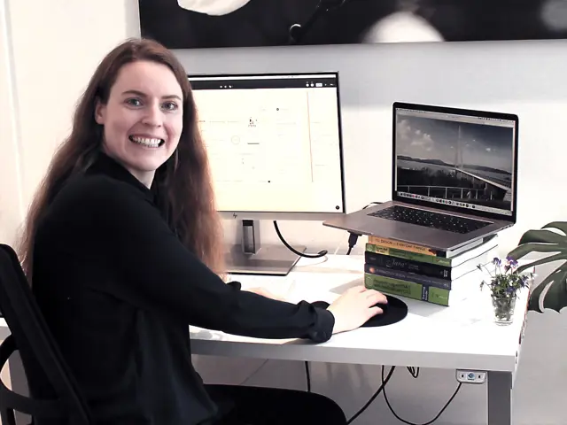 Hege Louise Borge på hjemmekontor