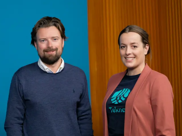 Foto av ekspert og programleder