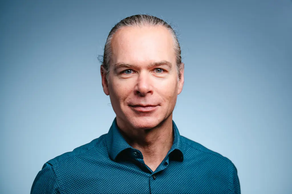 Portrettbilde av seniorrådgiver Tom Erik Aabø, smiler