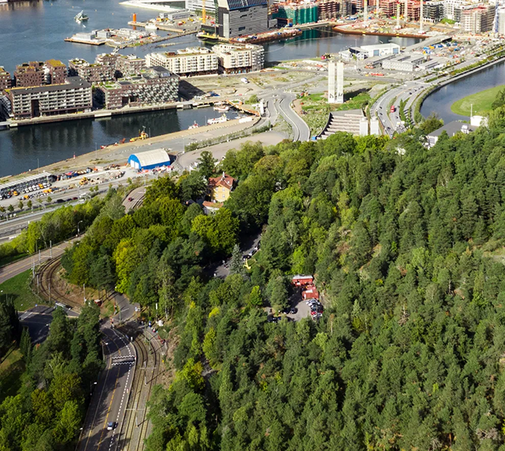 Bilde av Ekebergparken og Sørenga sett ovenfra