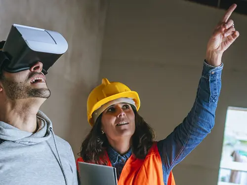 Bruk av VR-briller på byggeplass