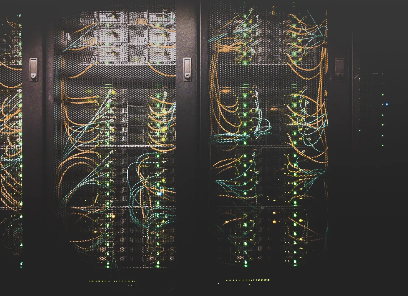Datamaskiner i serverrom