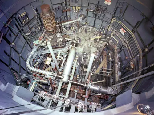 Thorium reactor
