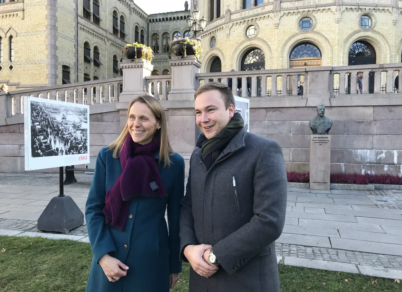 Lise og Sigurd foran Stortinget