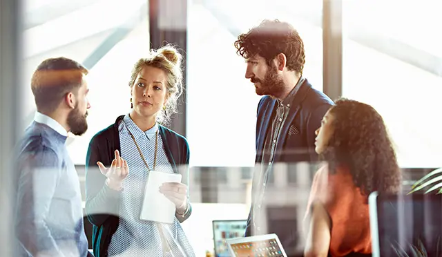 Gjeng på jobben GettyImages-863549086 640x372.jpg