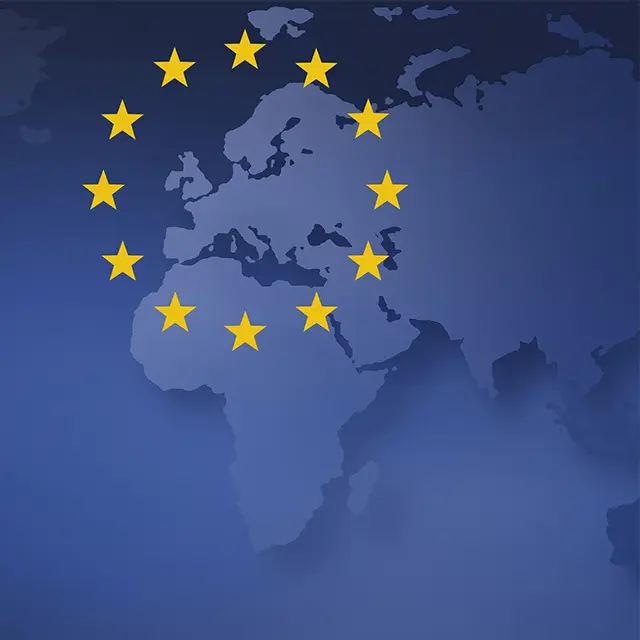 Kart Europa i blått med EU-stjerner i venstre hjørne