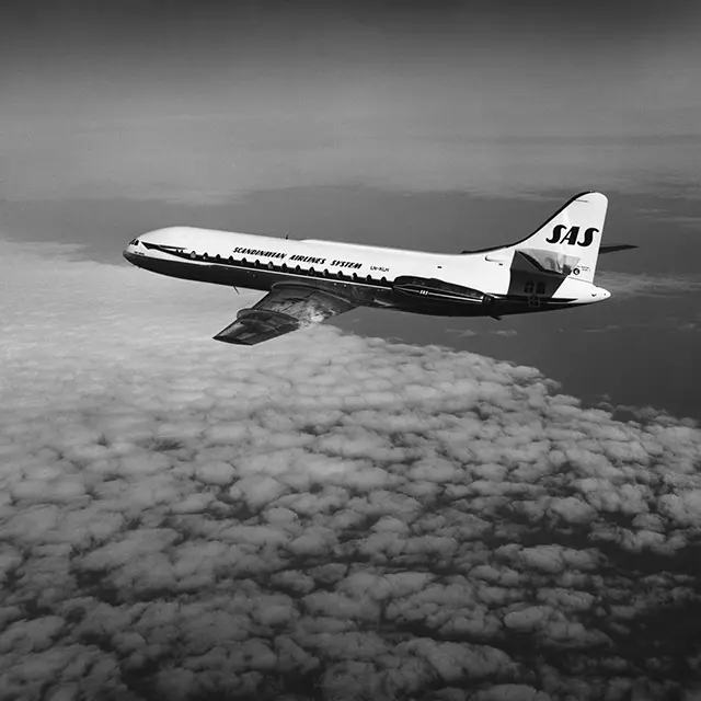 Eldre SAS fly som er i luften