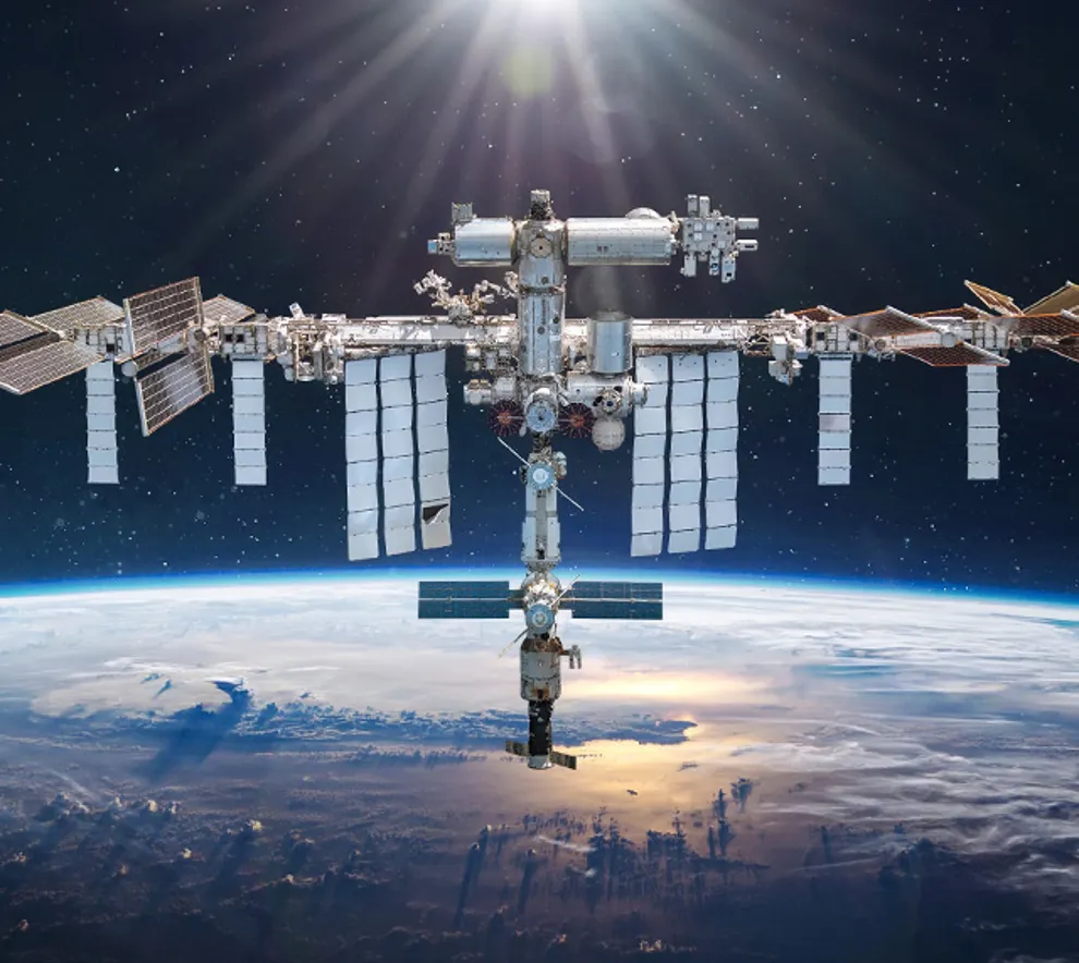 Bilde av romstasjonen ISS
