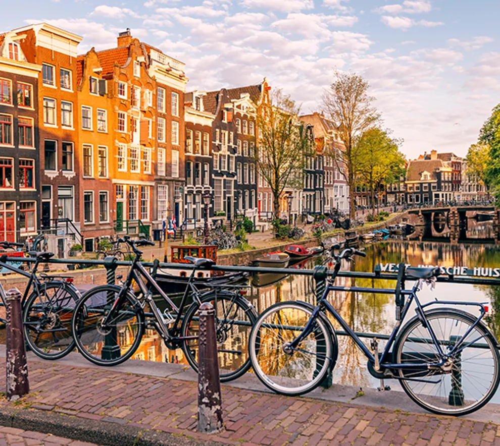 En kanal i Amsterdam