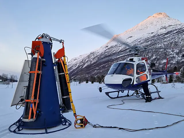 Daisybell og helikopter