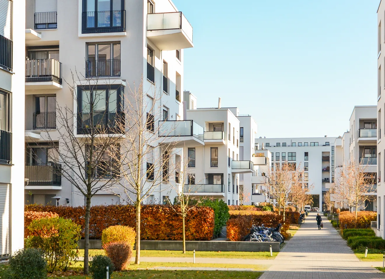 Moderne tett bebyggelse med lavblokker