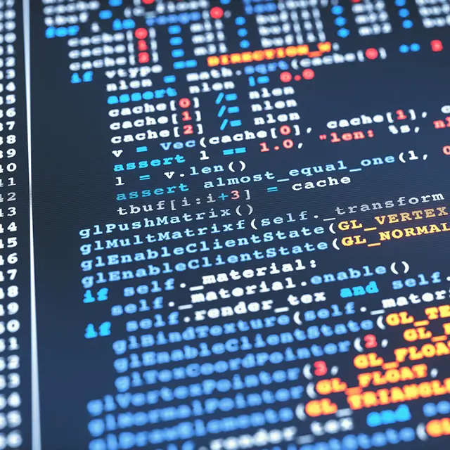Python programmeringsspråk datakildekode teksteksempel, nærbilde på en blå overflate.