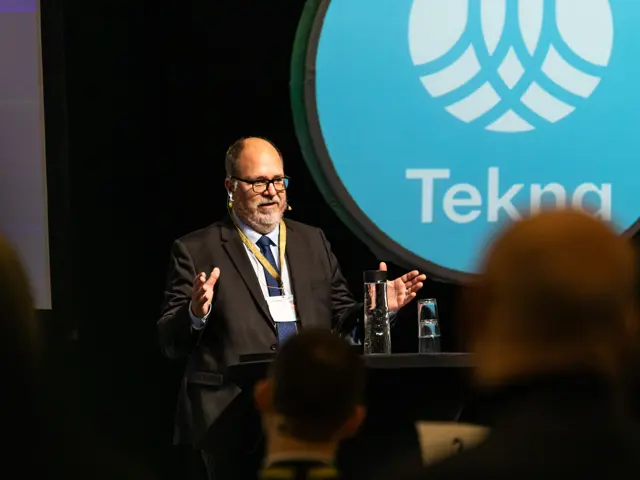 Bilde av Karl-Petter Thorwaldsson som taler på Lerchendal konferansen