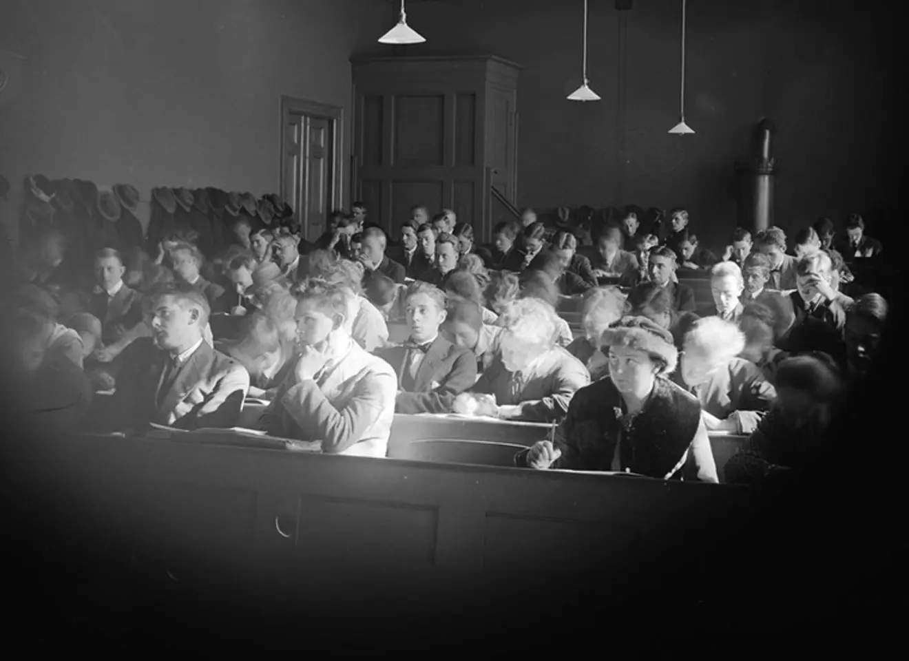 NTH studenter forelesning 1919